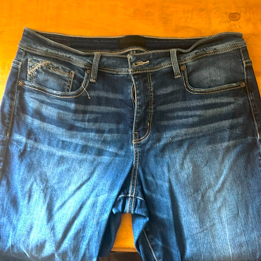 Buckle Black 32x32 women skinny jeans. Fit No. 76